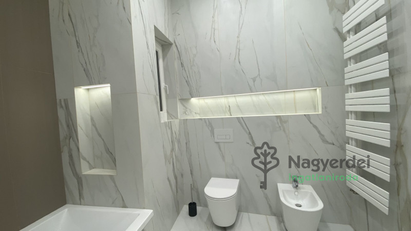 Debrecen, Belváros, Lakás, tégla lakás  