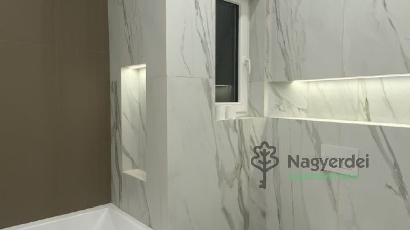 Debrecen, Belváros, Lakás, tégla lakás  