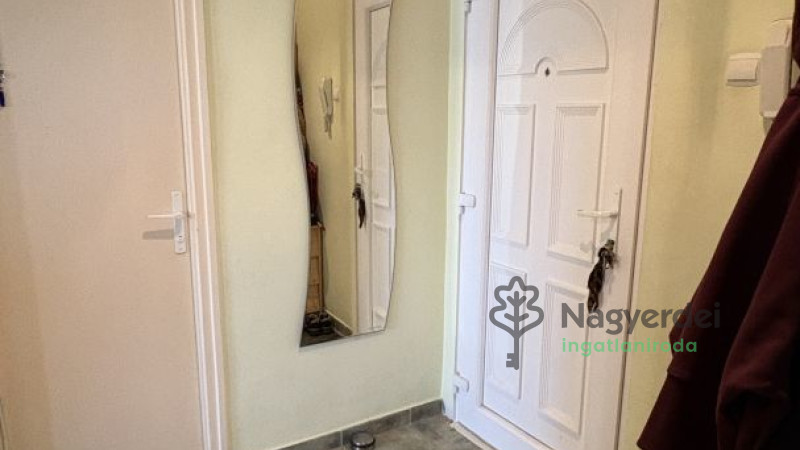 Debrecen, Sestakert, Lakás, tégla lakás  