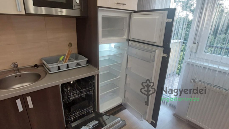 Debrecen, Egyetemváros, Lakás, szoba  