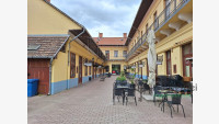 Debrecen, Belváros, Üzlethelyiség, nem üzletközpontban  
