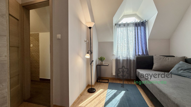 Debrecen, Sestakert, Lakás, tégla lakás  