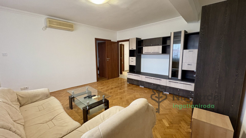 Debrecen, Belváros, Lakás, tégla lakás  