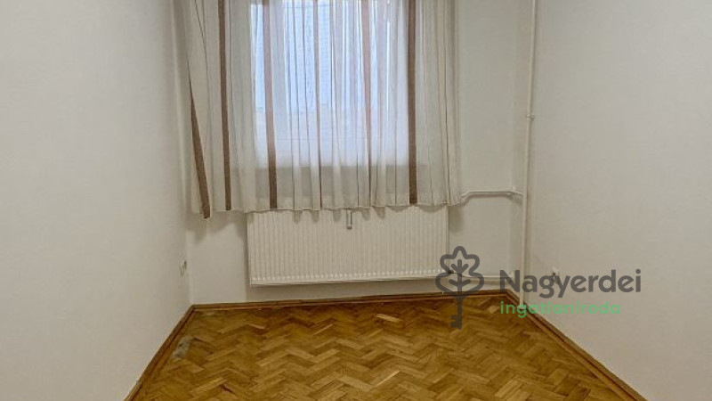 Debrecen, Belváros, Lakás, tégla lakás  