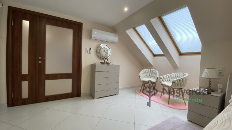 Debrecen, Lencztelep, Ház, családi ház  