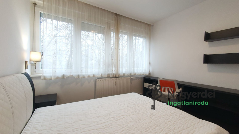 Debrecen, Vargakert, Lakás, tégla lakás  