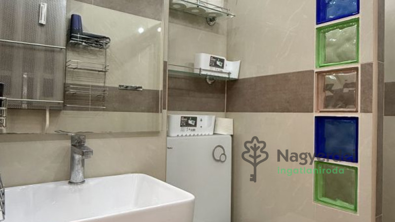 Debrecen, Libakert, Lakás, panel lakás  