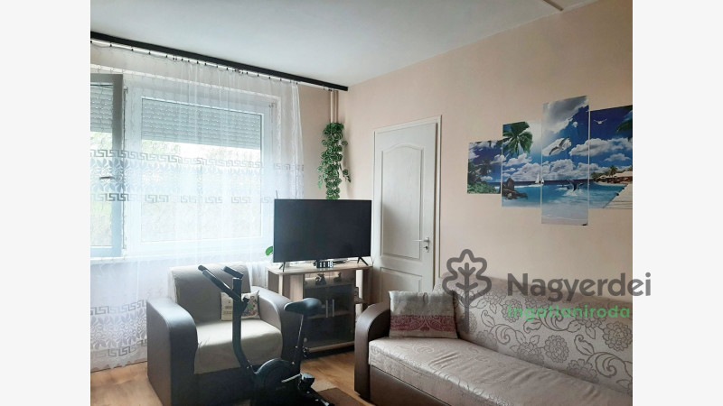 Debrecen, Fényesudvar, Lakás, panel lakás  