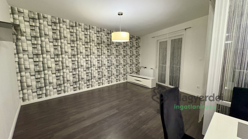 Debrecen, Belváros, Lakás, tégla lakás  