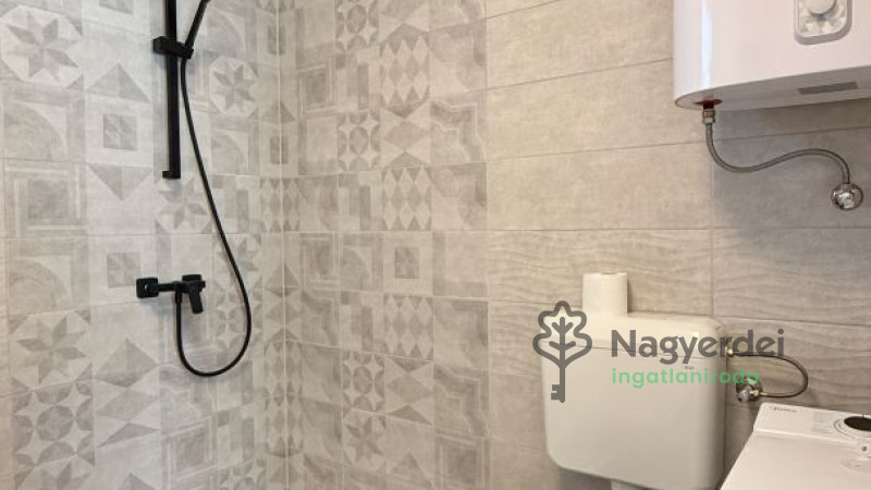 Debrecen, Kerekes telep, Lakás, tégla lakás  