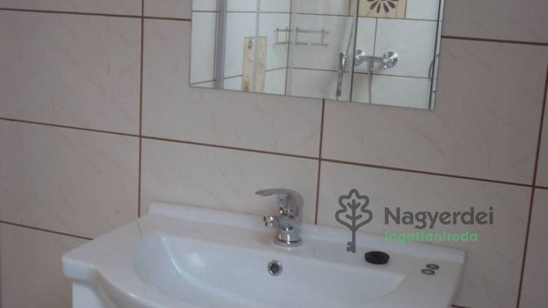 Hajdúszoboszló, Kereskedelmi ingatlan, panzió  