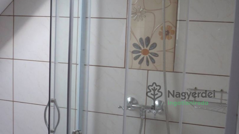 Hajdúszoboszló, Kereskedelmi ingatlan, panzió  