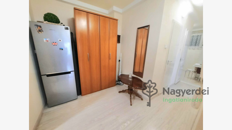 Debrecen, Újkert, Lakás, panel lakás  