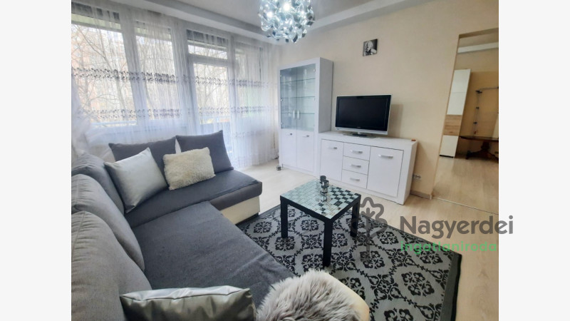 Debrecen, Újkert, Lakás, panel lakás  