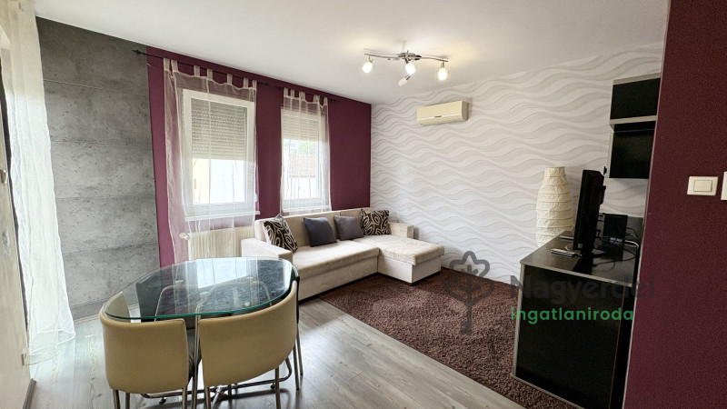 Debrecen, Sámsonikert, Lakás, tégla lakás  