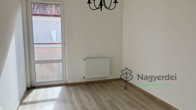 Debrecen, Nyulas, Ház, sorház  