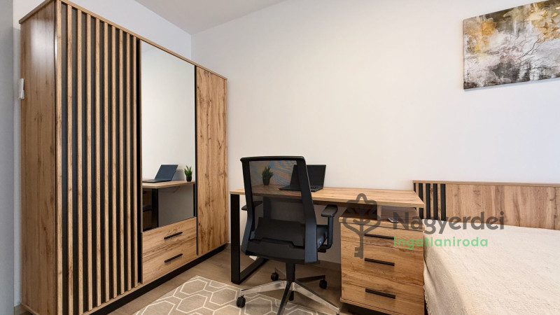 Debrecen, Belváros, Lakás, tégla lakás  