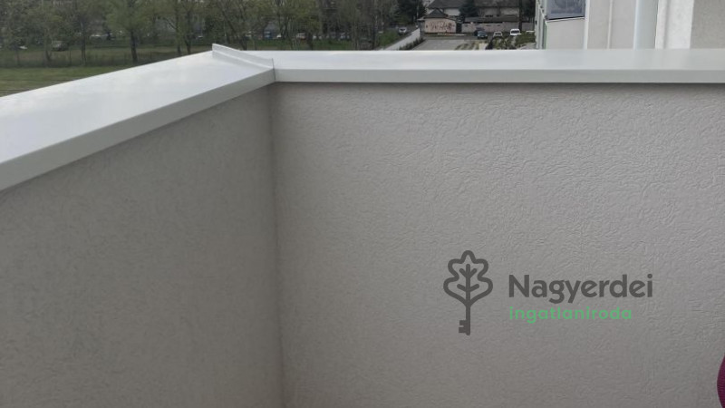 Debrecen, Ispotály, Lakás, tégla lakás  