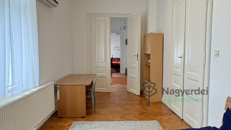 Debrecen, Belváros, Lakás, tégla lakás  