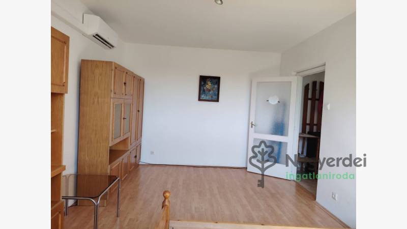 Debrecen, Tócóvölgy, Lakás, panel lakás  