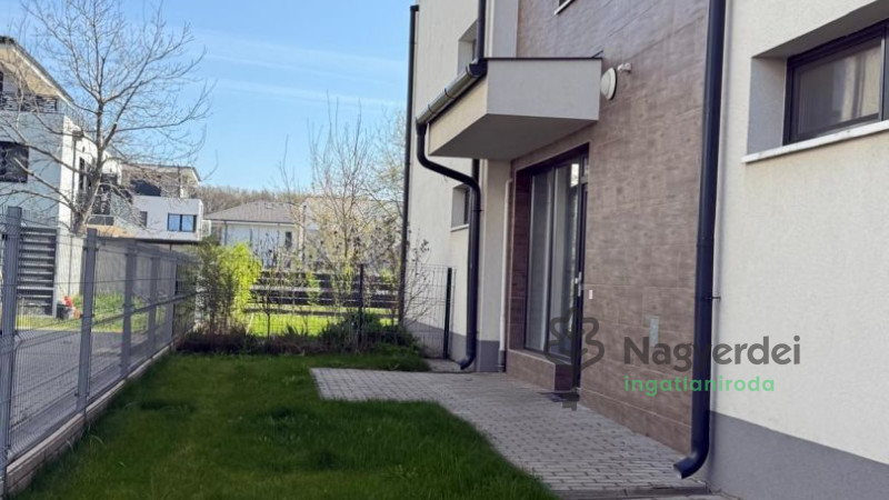 Debrecen, Nyulas, Lakás, tégla lakás  