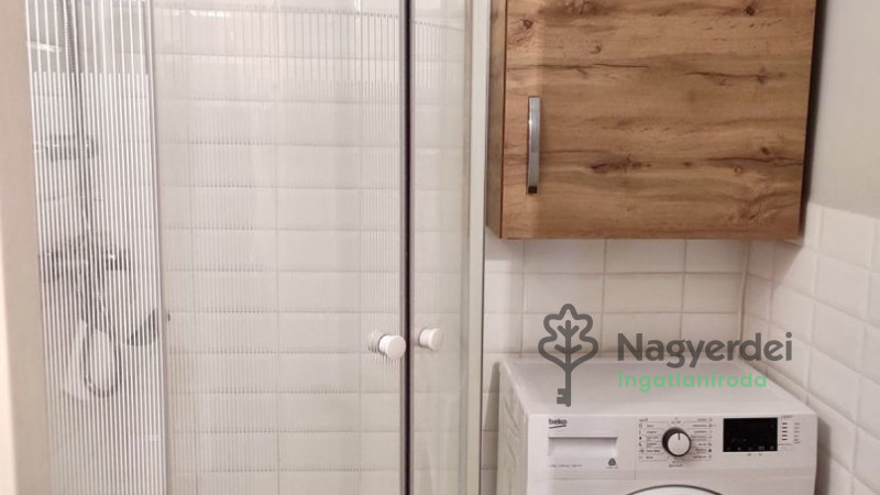 Debrecen, Újkert, Lakás, panel lakás  