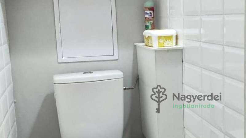 Debrecen, Újkert, Lakás, panel lakás  