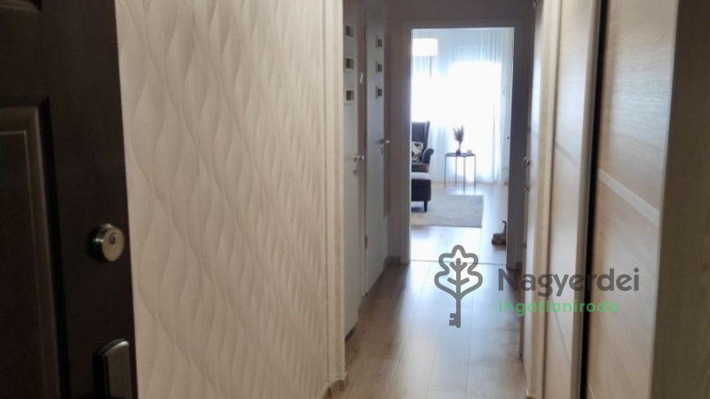 Debrecen, Újkert, Lakás, panel lakás  