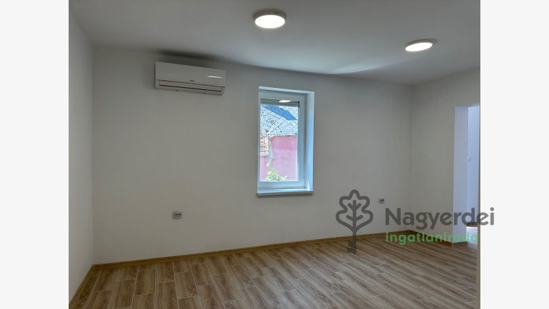 Vámospércs, Ház, családi ház  