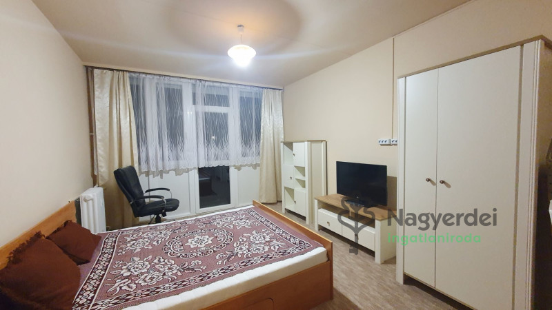 Debrecen, Belváros, Lakás, tégla lakás  