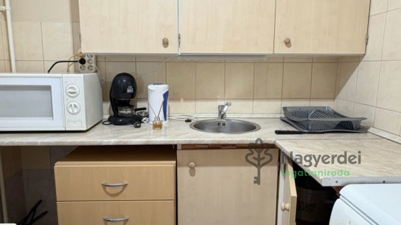 Debrecen, Belváros, Lakás, tégla lakás  