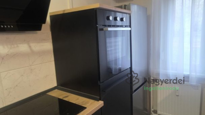 Debrecen, Újkert, Lakás, panel lakás  