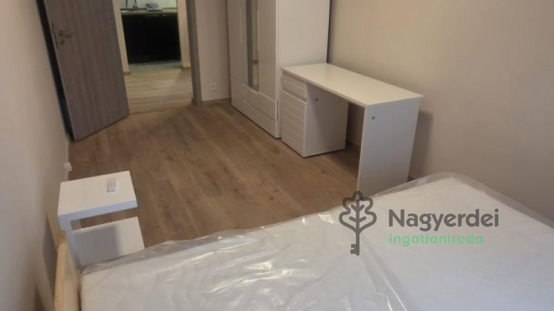 Debrecen, Újkert, Lakás, panel lakás  