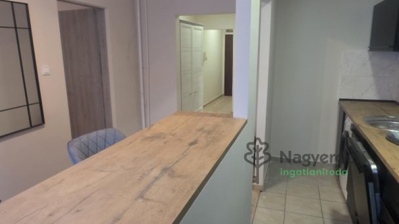 Debrecen, Újkert, Lakás, panel lakás  