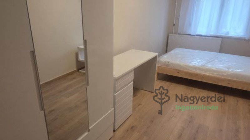 Debrecen, Újkert, Lakás, panel lakás  