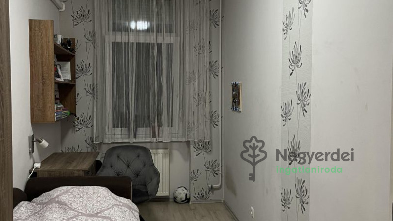 Debrecen, Falóger, Ház, ikerház  