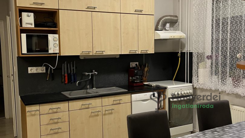 Debrecen, Falóger, Ház, ikerház  