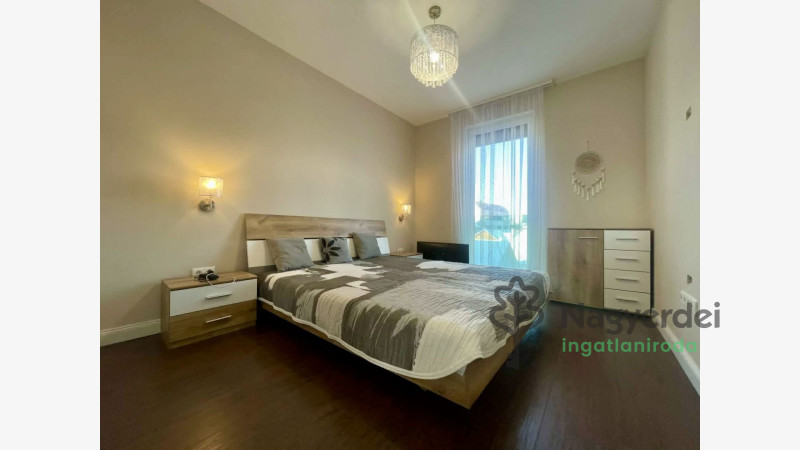 Debrecen, Belváros, Lakás, tégla lakás  