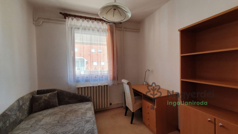 Debrecen, Sestakert, Lakás, tégla lakás  