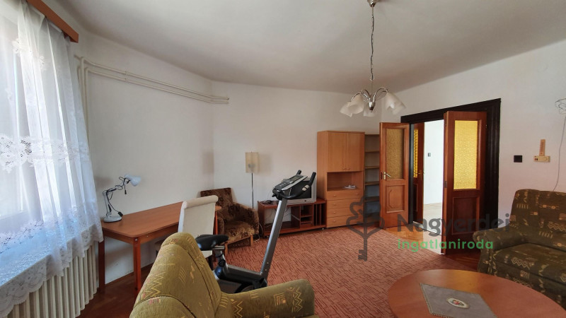 Debrecen, Sestakert, Lakás, tégla lakás  