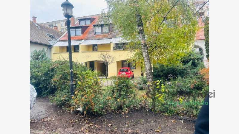 Debrecen, Belváros, Lakás, tégla lakás  