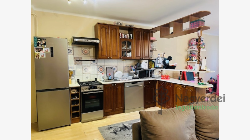 Debrecen, Belváros, Lakás, tégla lakás  