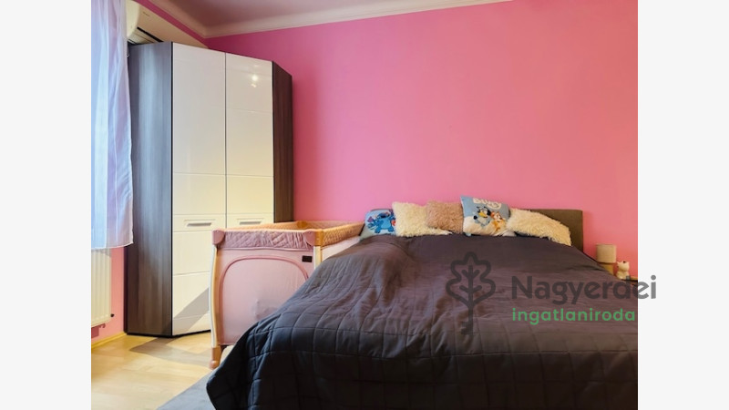 Debrecen, Belváros, Lakás, tégla lakás  