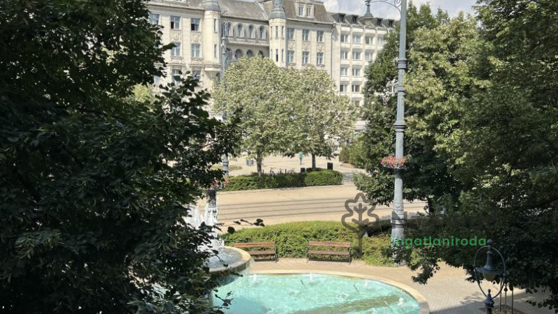 Debrecen, Belváros, Lakás, tégla lakás  