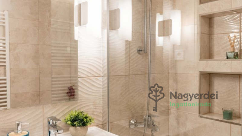 Debrecen, Belváros, Lakás, tégla lakás  