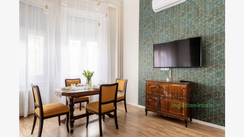 Debrecen, Belváros, Lakás, tégla lakás  