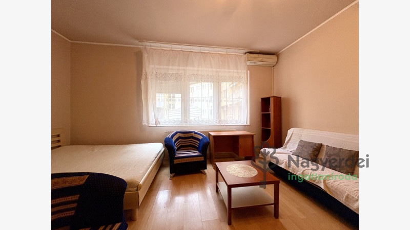 Debrecen, Ispotály, Lakás, tégla lakás  