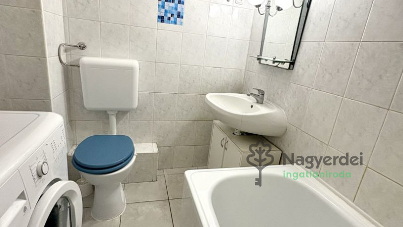 Debrecen, Ispotály, Lakás, tégla lakás  