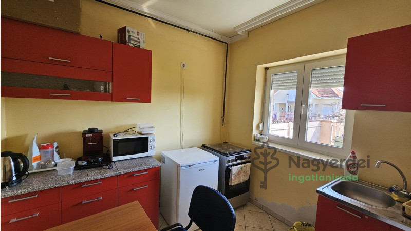 Debrecen, Ungvárikert, Ház, családi ház  