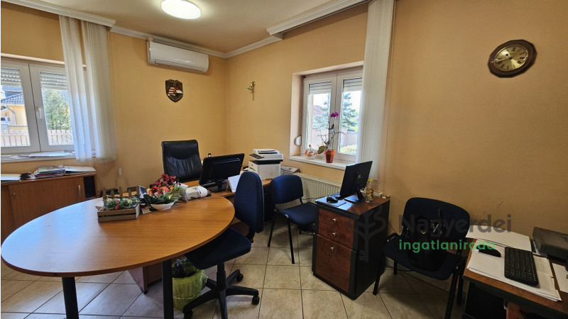 Debrecen, Ungvárikert, Ház, családi ház  